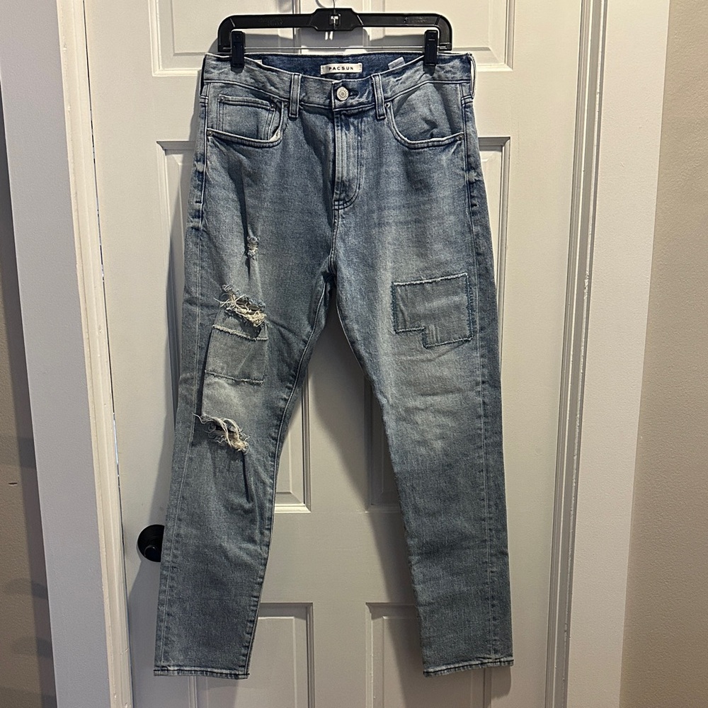 PacSun Men's Relaxed Light Blue Distressed Jeans